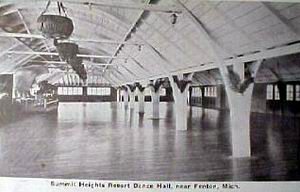 SUMMIT HEIGHTS RESORT FENTON