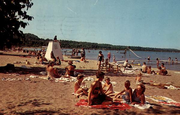 Frankfort Beach (newer photo)