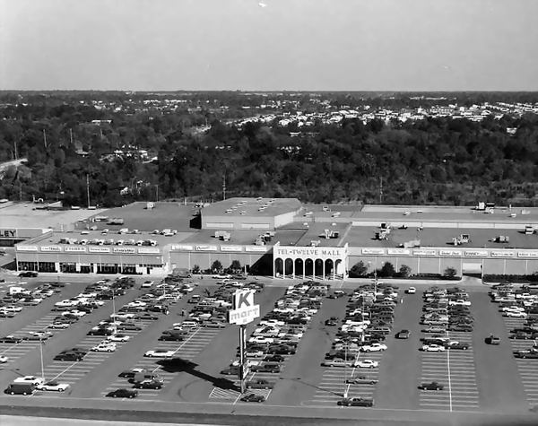 Tel-12 Mall (newer photo)