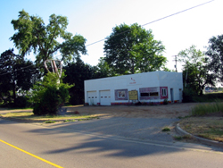 Three Rivers Gas Station