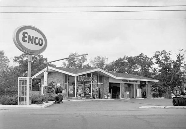 Enco Oakwood (newer photo)
