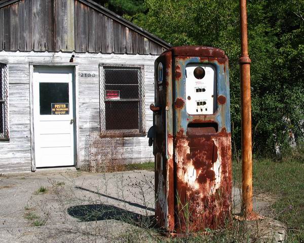 Old Station On Pine River Road Midland County From Scott Gibson (newer photo)