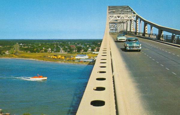Blue Water Bridge (newer photo)