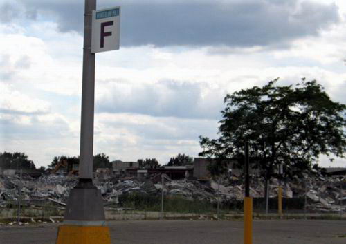 Wonderland Mall (Wonderland Shopping Center) - 7 Demo From Jon Milan (newer photo)