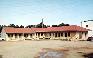 Happy Humphreys Motel Holt