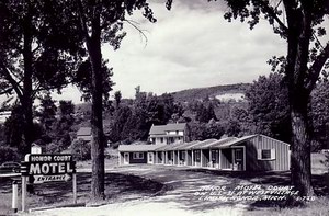 Honor Court Motel