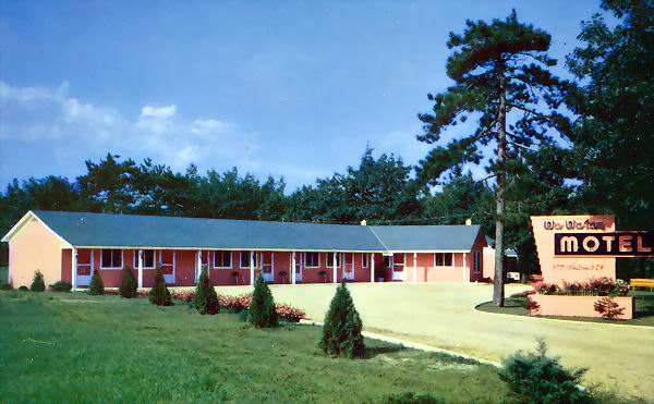 Wawatam Motel Mac City From Sally (newer photo)