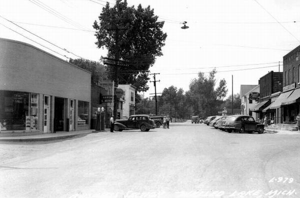 Walled Lake (newer photo)