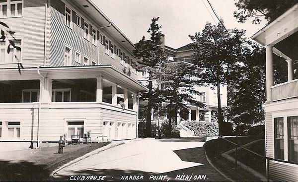 Harbor Point Clubhouse (newer photo)