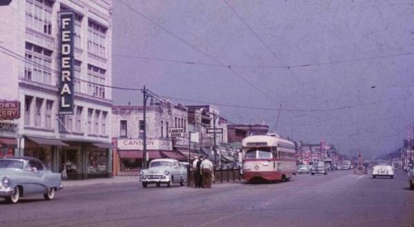 Federals Michigan And Junction Detroit 1940S From Louis Mendoza (newer photo)
