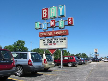 Bay Lanes Essexville (newer photo)