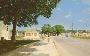 Father Marquette Park And Museum St Igance