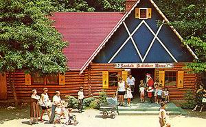 Santa Summer Home Coloma