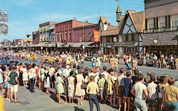 Alpine Fest Parade Gaylord (newer photo)