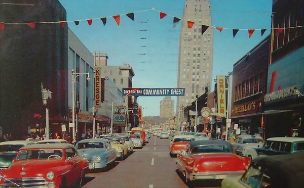 Battle Creek Shops (newer photo)