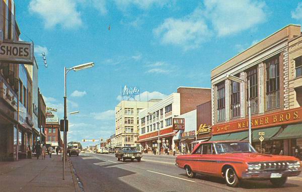 Pontiac (newer photo)